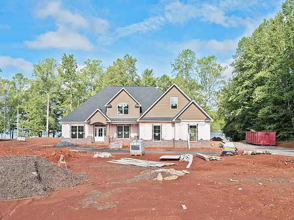 3rd image of 130 Lakefront Dr