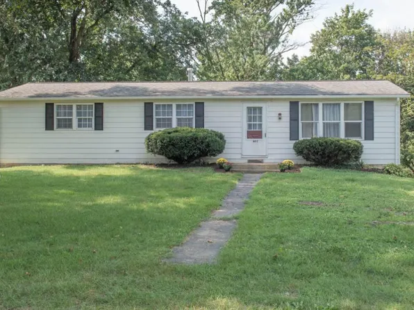 60 S Belmont Rd #D, Paradise, PA 17562