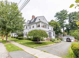 18 Hawthorn Rd UNIT 2, Milton, MA 02186