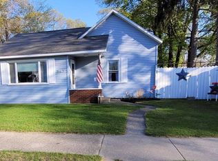 1987 Harding Ave, Muskegon, MI 49441