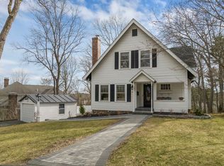 97 Crest Rd, Wellesley, MA 02482