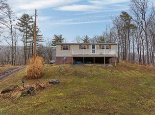 974 Quarry Rd, Tyrone, PA 16686