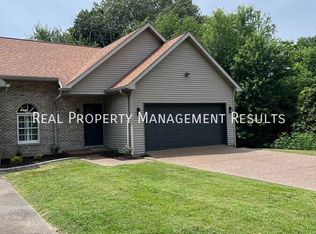 6111 Magnolia Dr, Newburgh, IN 47630