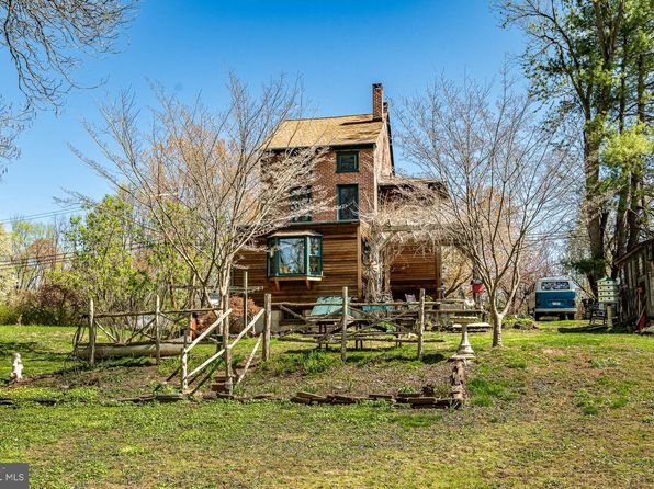 450 Port Providence Rd, Phoenixville, PA 19460