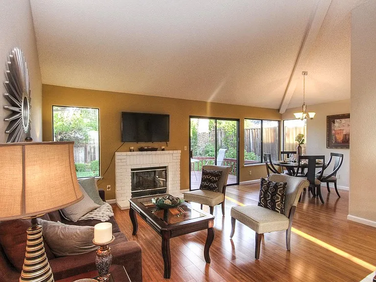43326 Debrum Cmn — Photo 3