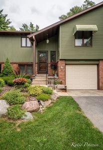 4488 N Valley Dr NE, Grand Rapids, MI, 49525
