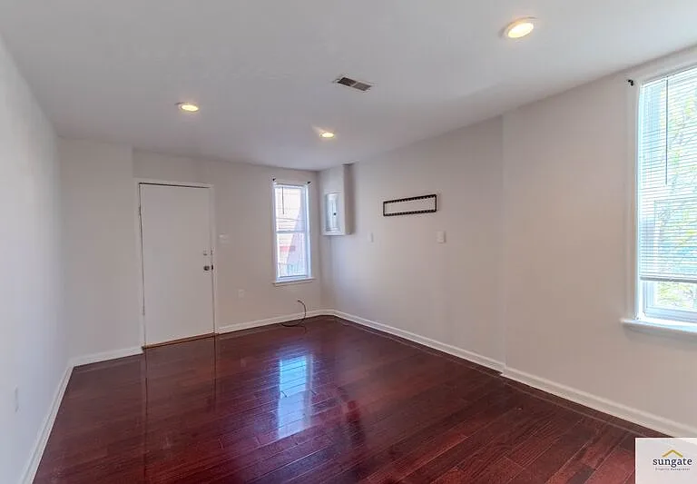 2608 E Fayette St #2 — Photo 5