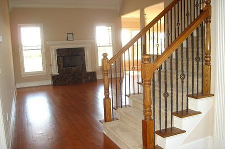 2nd image of 1916 Highland Creek Dr