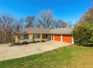 2108 Skylane Rd, Muscatine, IA 52761