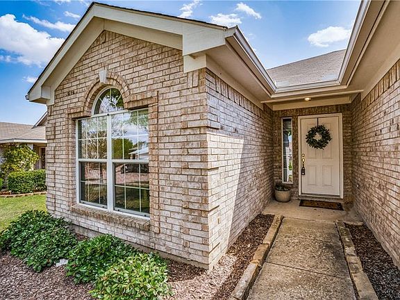 5th image of 2317 Collier Dr
