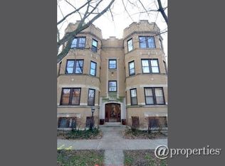 1613 W Farwell Ave #1E, Chicago, IL 60626