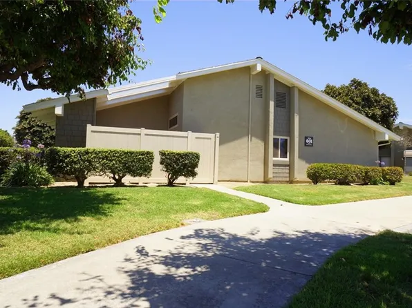 8645 Butte Cir #1, Huntington Beach, CA 92646