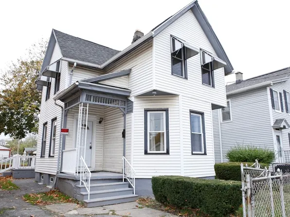 7 Frederick St, Rochester, NY 14605