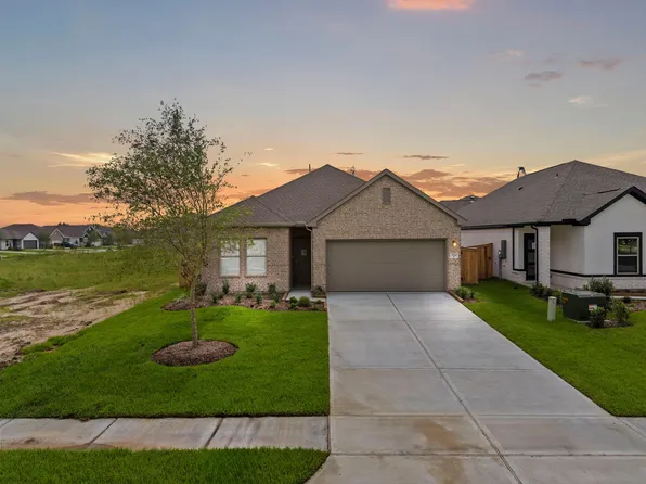 3510 Atlas Point Ln, Angleton, TX 77515