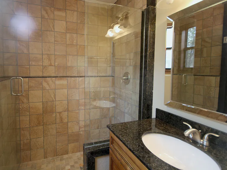 747 Bayliss Dr — Photo 25