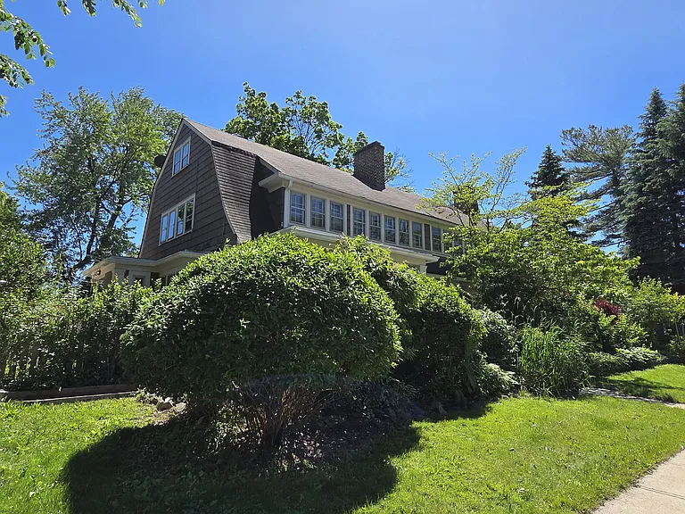 12724 Cedar Rd — Photo 36