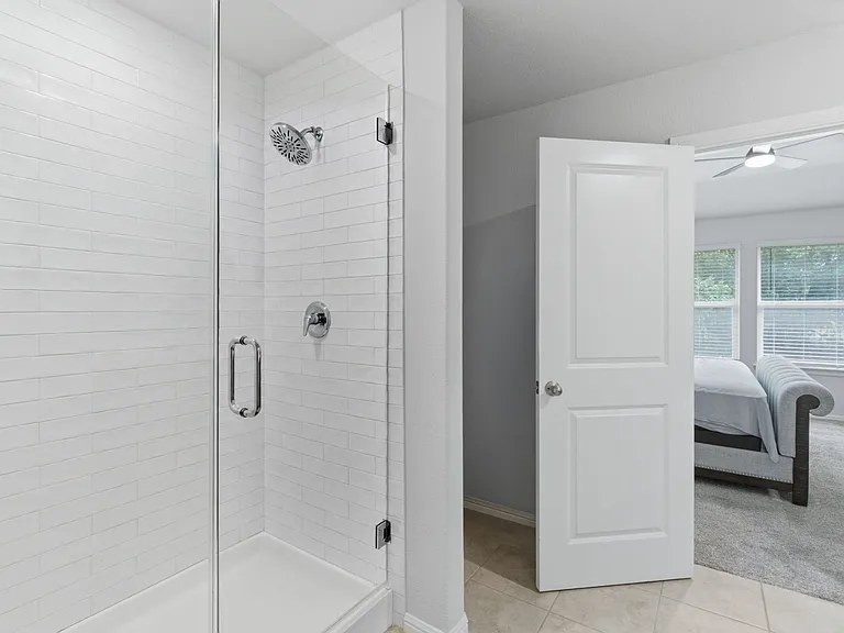 16308 Caledonia Ct — Photo 21