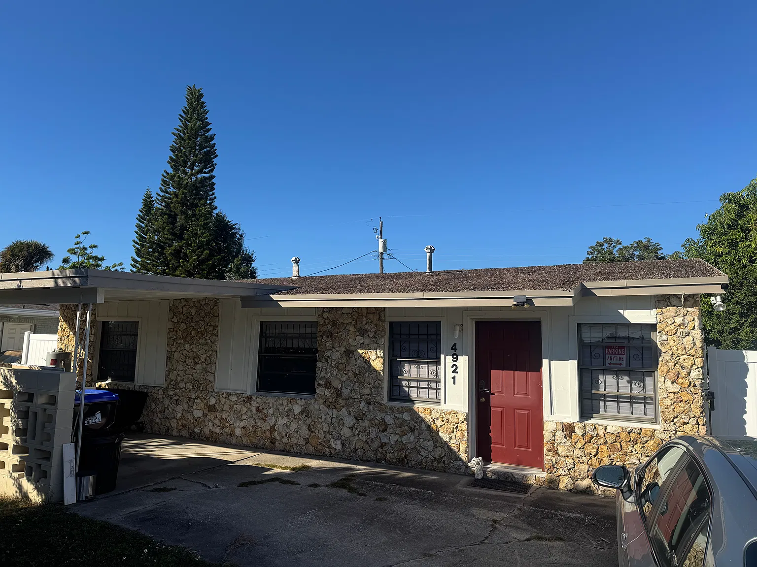 3 bed, 1250 sqft, $2,000 — Photo 3