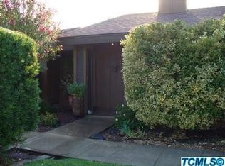 1846 E Vassar Dr, Visalia, CA
