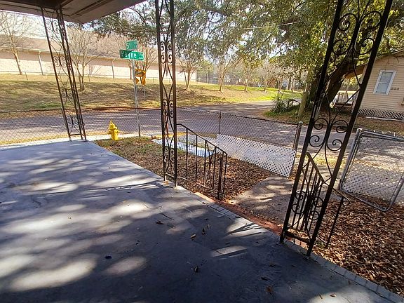 2nd image of 1103 W 5th St