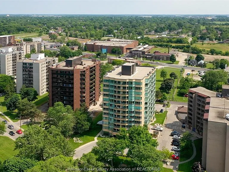 3601 Riverside Dr E #706 — Photo 33