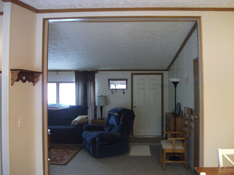 1st image of 429 Buchanan Dr.
