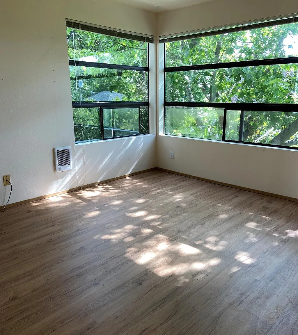 1417 - 4th Ave W Apts - 1 bedroom — Photo 1