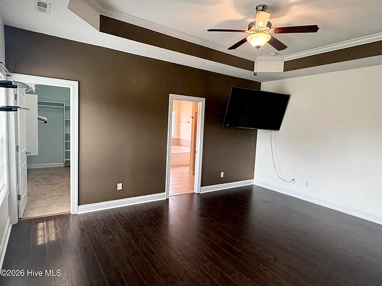 311 Aquamarine Cir — Photo 38