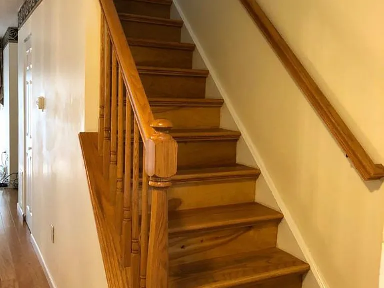 240 Hampshire Ct #240 — Photo 14