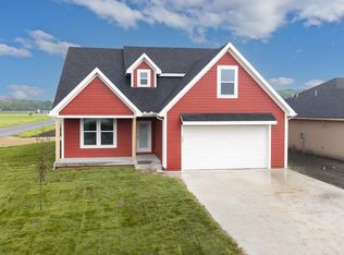 901 2nd St, Perry, KS 66073