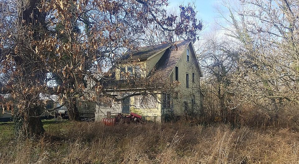 1st image of 2462 Tod Ave S