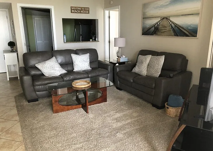 690 Island Way — Photo 4