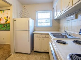 72 Van Mark Way #24, Saint Louis, MO 63144