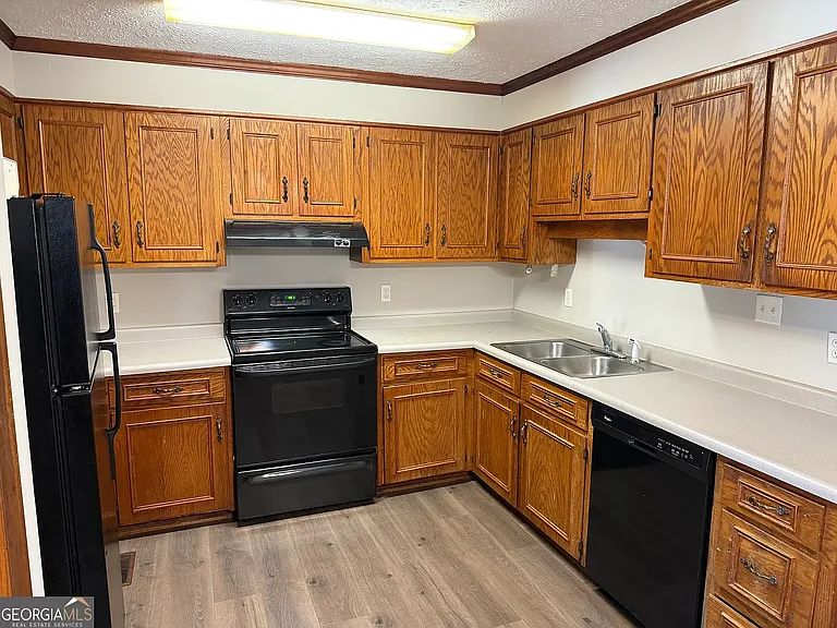 8420 Macon Hwy #A — Photo 3