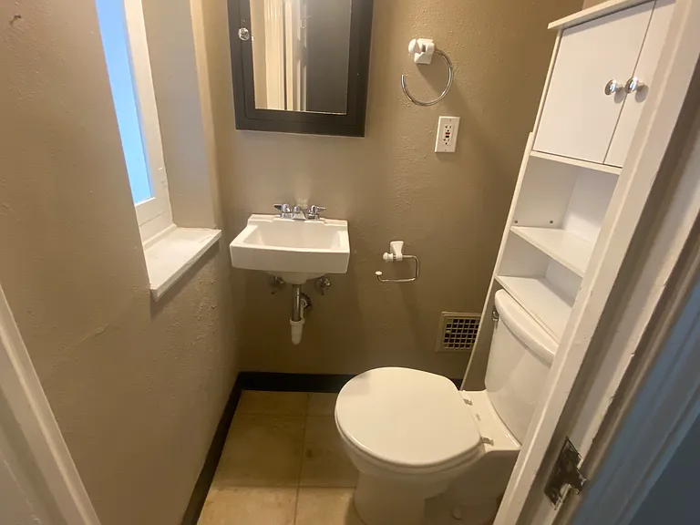 4218 Silsby Rd — Photo 13