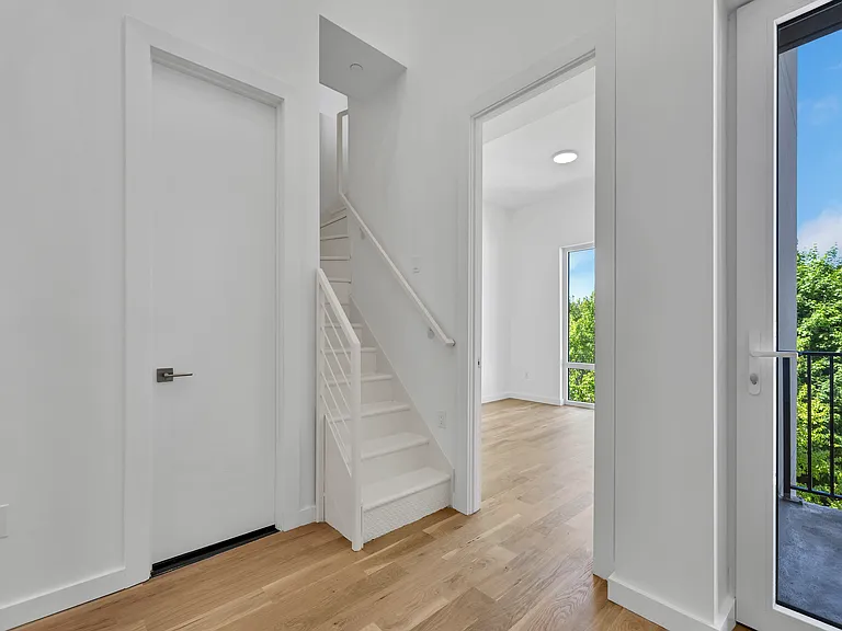 477 Central Ave #407 — Photo 4