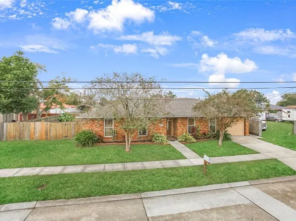 2812 Mumphrey Rd, Chalmette, LA 70043