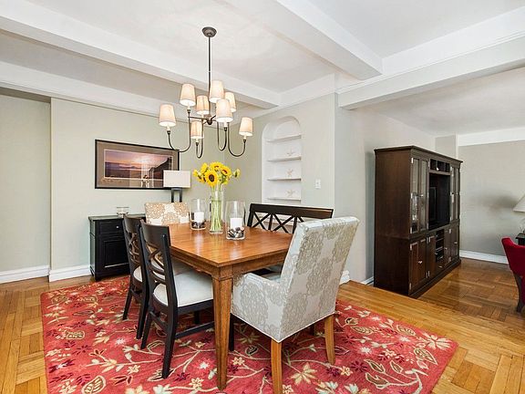 4th image of 565 W End Ave APT 2G