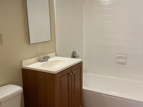 3rd image of 467 87th St APT 8