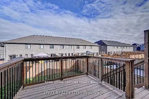 54 Pondcliffe Dr — Photo 22