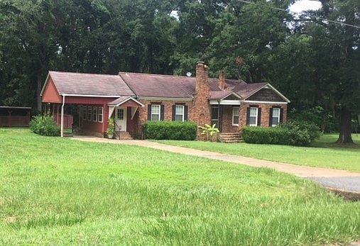 1st image of 1932 Harriet Dr