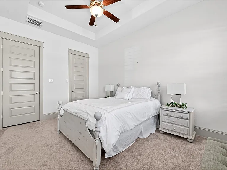 2072 Laurie Darlin Dr — Photo 19