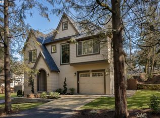 5664 SW 42nd Ave, Portland, OR 97221