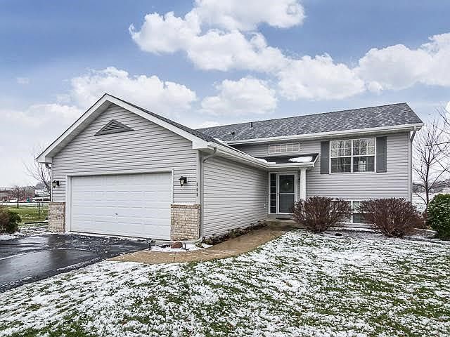 1st image of 809 Sunrise Ln