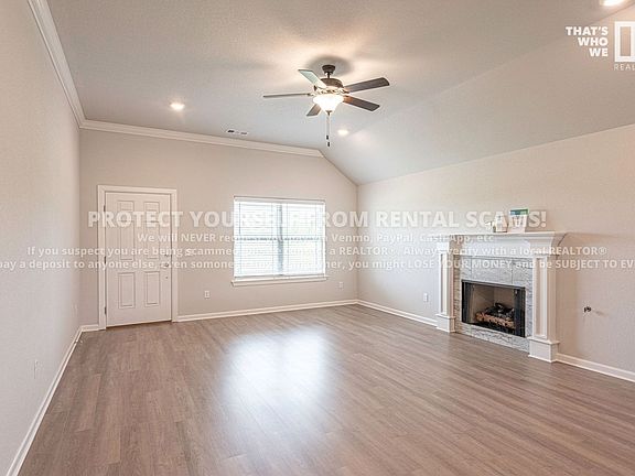 3rd image of 94 N Broyles Ave