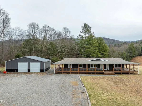 3146 Divide Rd, Mountain City, TN 37683