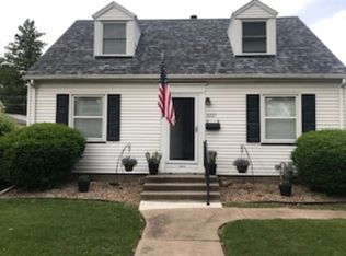 2227 W Rusholme St, Davenport, IA 52804
