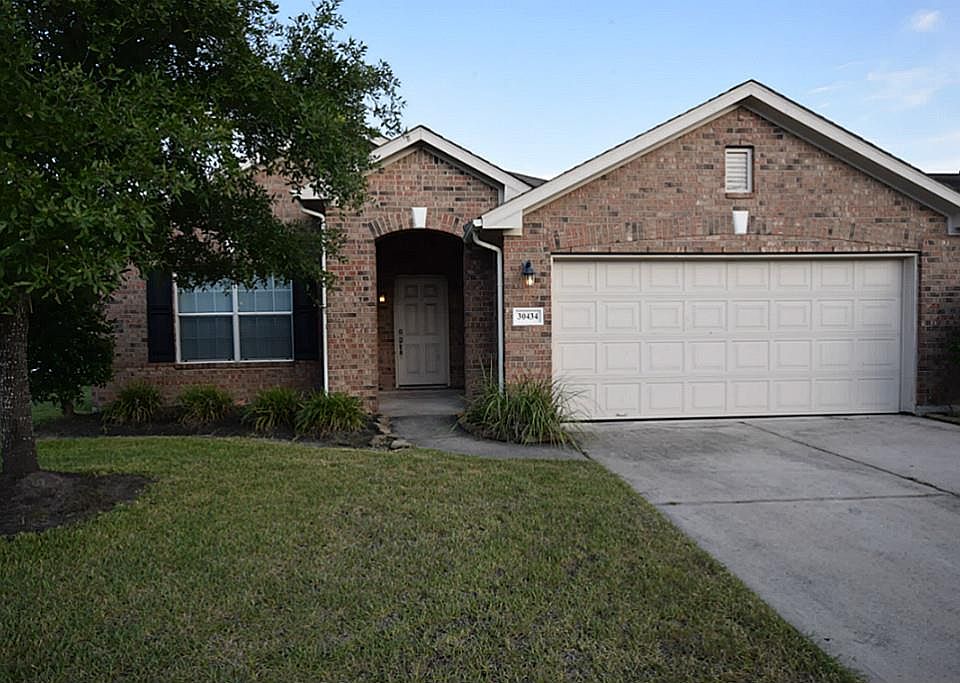 1st image of 30434 Emerson Creek Dr