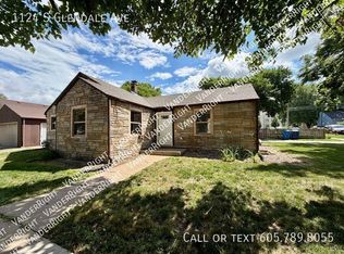 1124 S Glendale Ave, Sioux Falls, SD 57105
