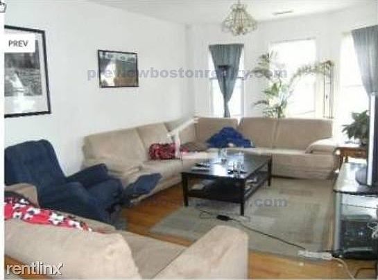 3rd image of 44 Champney St #2KR